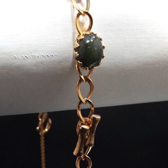 Vintage Asian Inspired Green Gemstone Gold Tone Bamboo Bracelet, 7 1/2 Inches - Picture 2 of 9